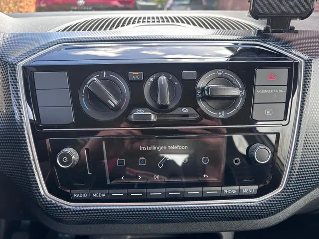 Volkswagen up! 1.0 BMT take up! 2017 Benzine 26