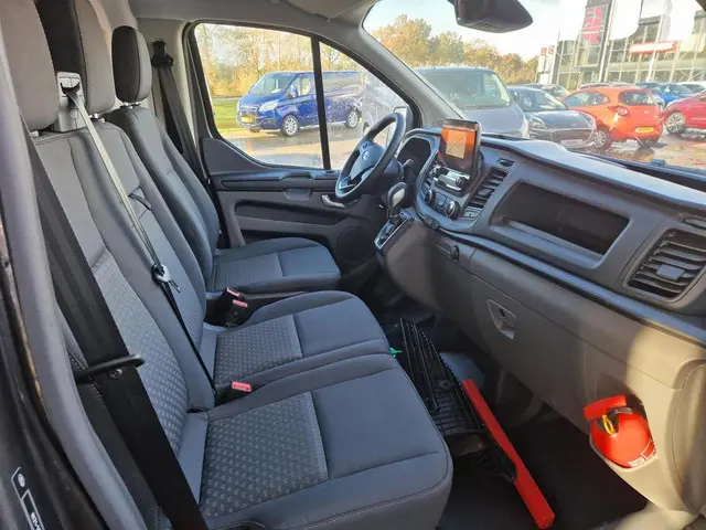Ford Transit Custom 300 2.0 TDCI L2H1 Trend 2023 Diesel 9