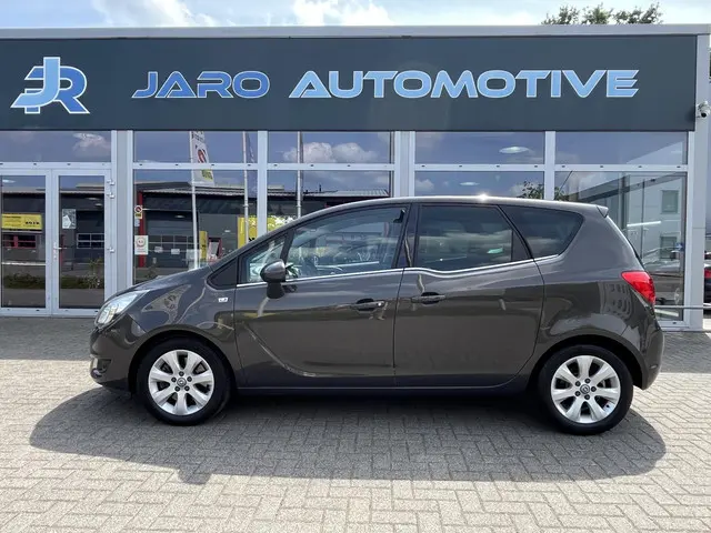 Opel Meriva 1.4 Turbo Cosmo 2014 Benzine 35
