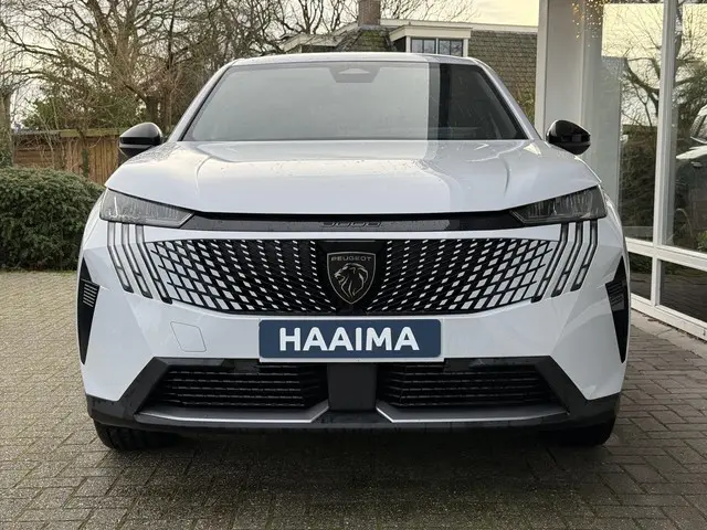 Peugeot 3008 1.2 Hybrid 145 Allure 2025 Hybride Benzine 15