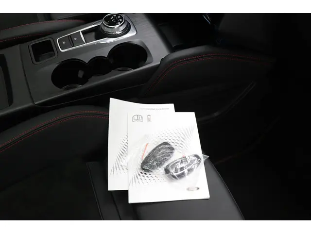 Ford Kuga 2.5 PHEV ST-Line X 2025 Hybride Benzine 52