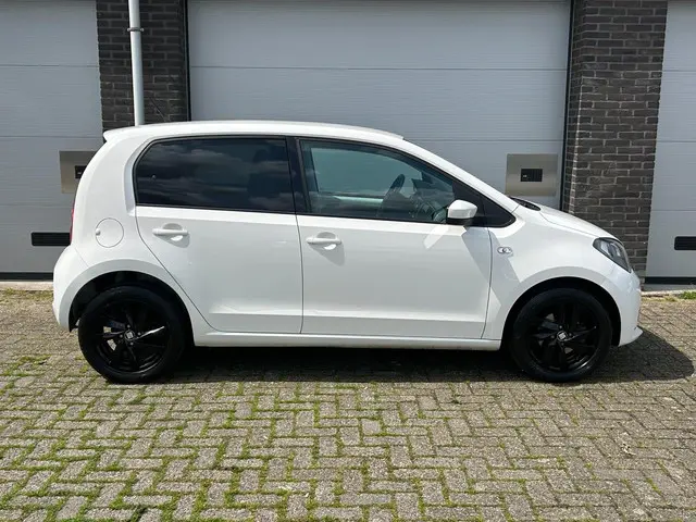 SEAT Mii 3
