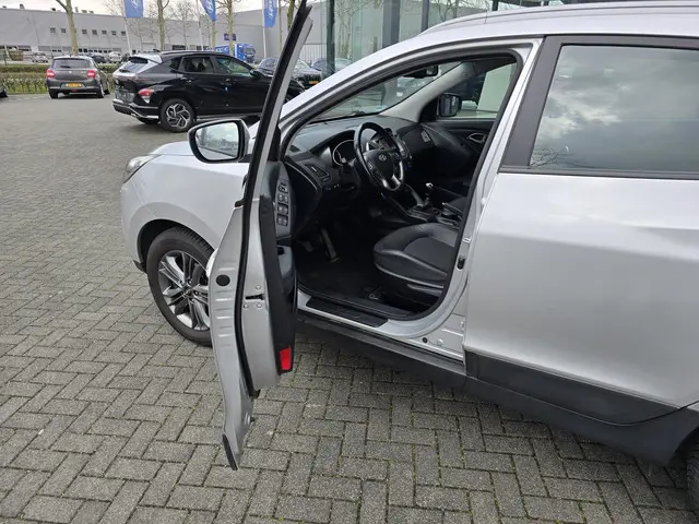 Hyundai ix35 2.0i i-Vision + trekhaak 2015 Benzine 7