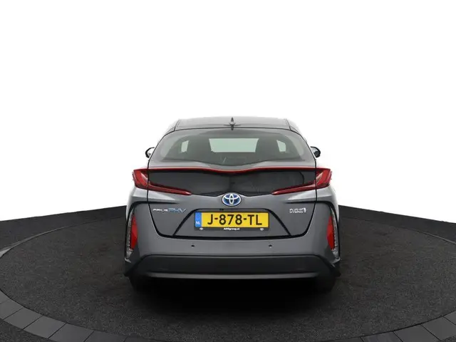 Toyota Prius 1.8 Plug-in Executive 2019 Hybride Benzine 41