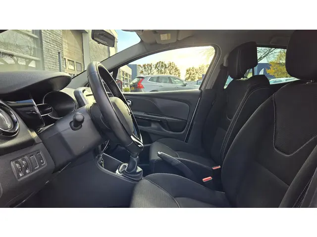 Renault Clio 0.9 TCe Eco2 Expression 2016 Benzine 14