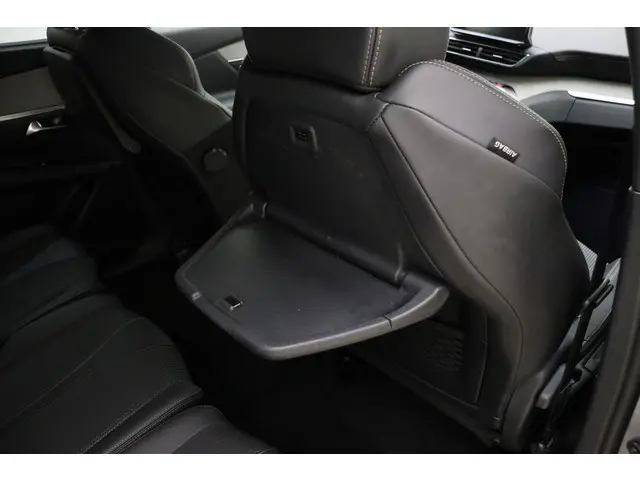 Peugeot 5008 1.2 Hybrid GT 2024 Benzine 18