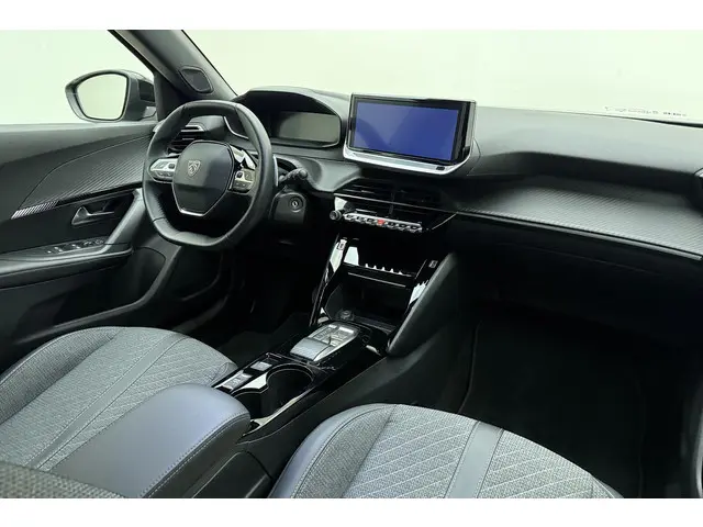Peugeot 2008 1.2 Hybrid 145 Allure 2025 Hybride Benzine 14