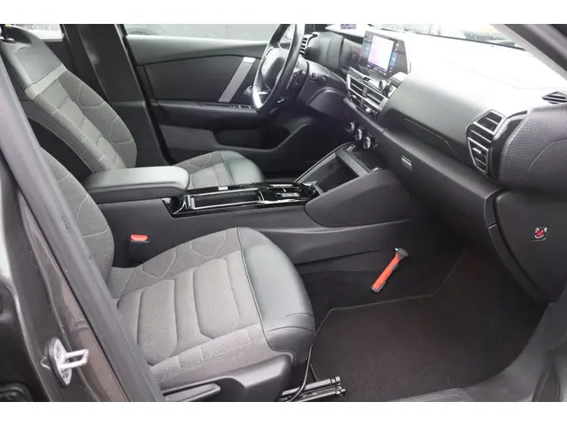 Citroën C4 1.2 Puretech Business Plus 2021 Benzine 8