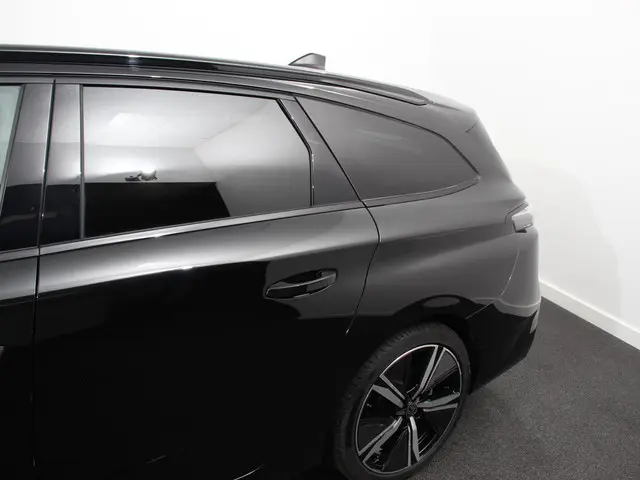 Peugeot 308 1.2 PureTech GT 2024 Benzine 30