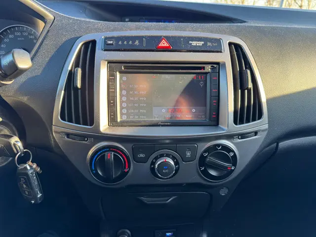 Hyundai i20 1.2i Go! / AIRCO / NAP 2015 Benzine 15