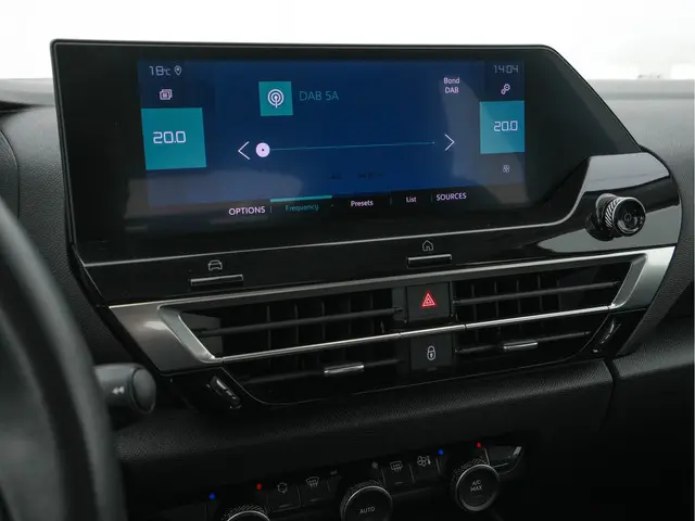 Citroën ë-C4 Feel 50 kWh [ 3-Fase ] 2021 Elektrisch 16