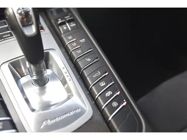 Porsche Panamera 4.8 GTS 2012 Benzine 37