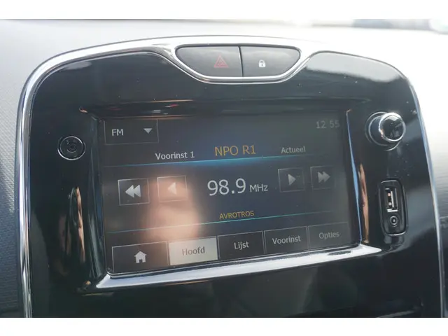 Renault Clio 1.5 dCi ECO Expression 2013 Diesel 11