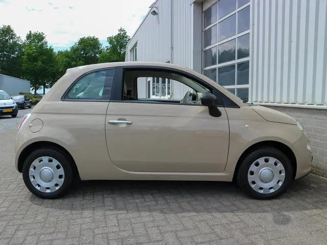 Fiat 500 1.2 Popstar 2015 Benzine 8