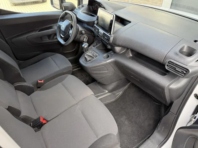 Peugeot Partner 1.6 BlueHDI Premium 2019 Diesel 23