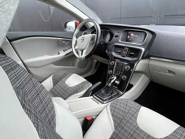 Volvo V40 1.5 T2 Nordic+ 2017 Benzine 3