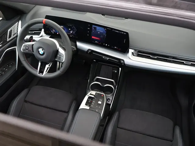 BMW X1 M35i 2025 Benzine 17