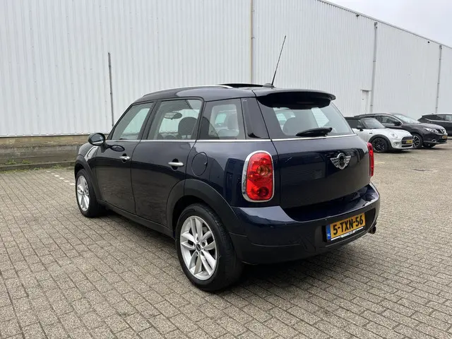 MINI Countryman 1.6 One Knockout Edition 2014 Benzine 58