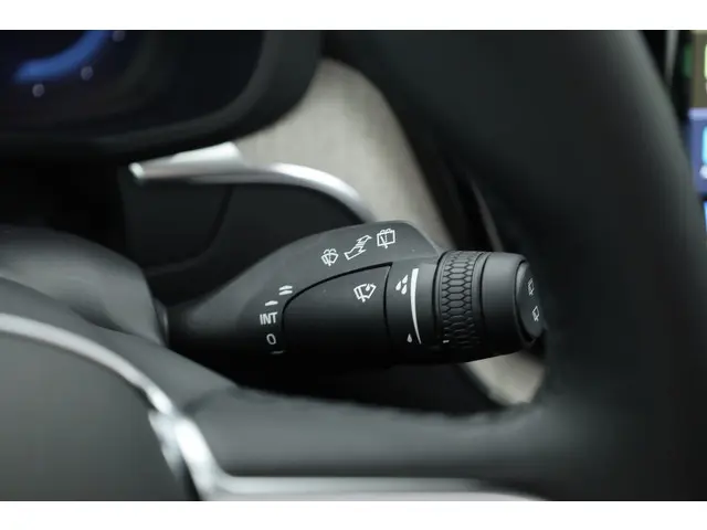 Volvo XC60 2.0 T8 AWD Ultra Dark 2025 Hybride Benzine 13