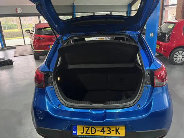 Mazda 2 1.5 Skyactiv-G Intro Edition 2017 Benzine 6