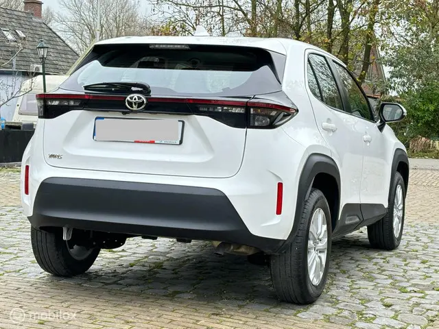Toyota Yaris Cross 1.5 VVT-I Active 2023 Benzine 4