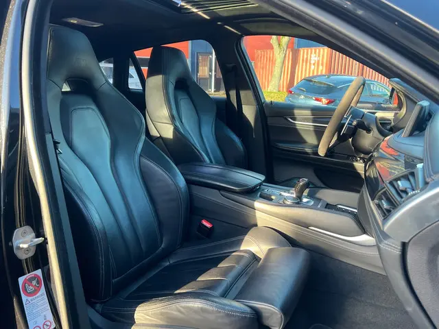 BMW X6 M | Carbon | H&K | Schuifdak | Memory | Hud | 22" 2015 Benzine 9