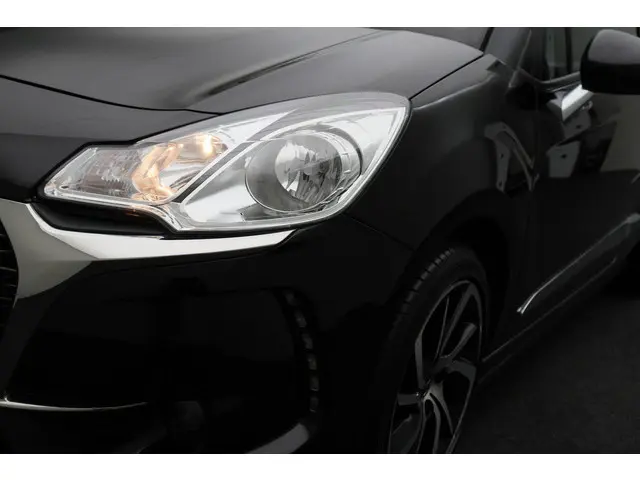 DS DS 3 1.2 PureTech So Chic 2016 Benzine 19