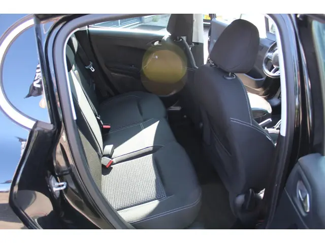 Peugeot 208 1.2 PureTech Allure 2016 Benzine 18