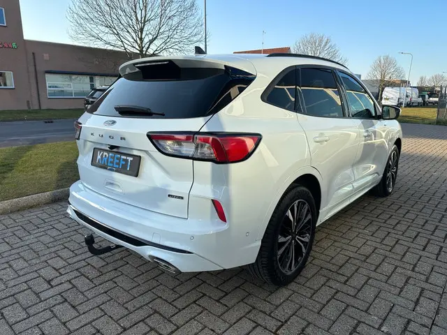 Ford Kuga 2.5 PHEV ST-Line X 2022 Hybride Benzine 8