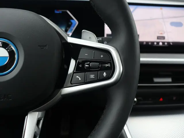 BMW 3 Serie Touring 330e 2025 Hybride Benzine 26