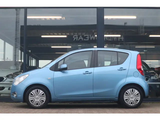 Opel Agila 1.0 Berlin 2014 Benzine 3
