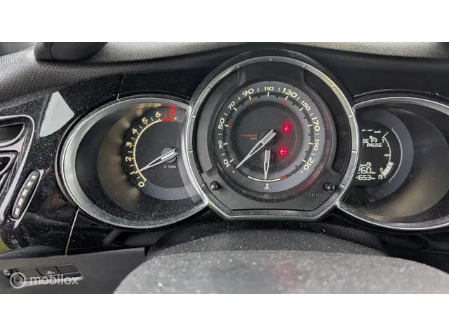 Citroën DS3 1.2 VTi Business 2014 Benzine 12