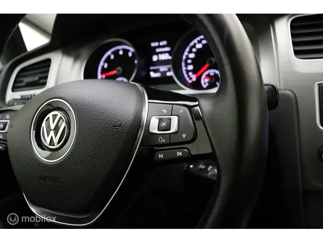 Volkswagen Golf 1.0 TSI Comfortline 2017 Benzine 26