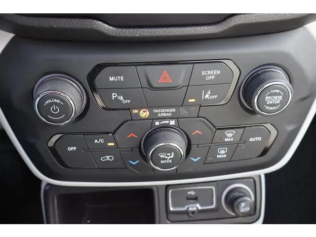 Jeep Renegade 1.3T Freedom 2019 Benzine 33