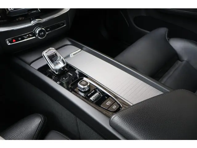 Volvo XC60 B5 AWD Inscription 2019 Benzine 37