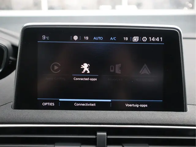 Peugeot 3008 GT Line 2019 Benzine 19