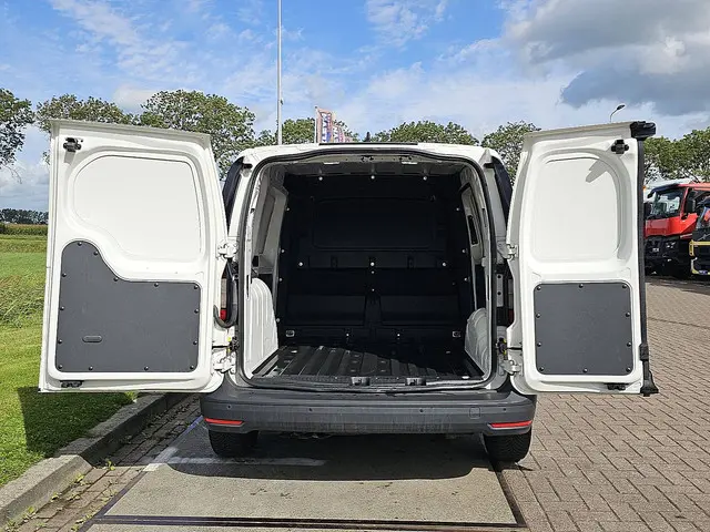 Volkswagen Caddy 2.0 2021 Diesel 13