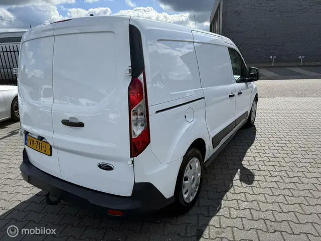 Ford Transit Connect 1.6 TDCI L2 Ambiente 2016 Diesel 6