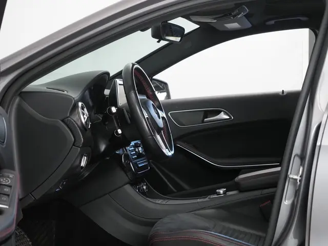 Mercedes-Benz A-Klasse 180 Ambition 2015 Benzine 6