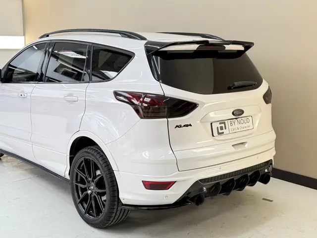 Ford Kuga 1.6 Titanium Plus 4WD, 183Pk, 2015, 2015 Benzine 25