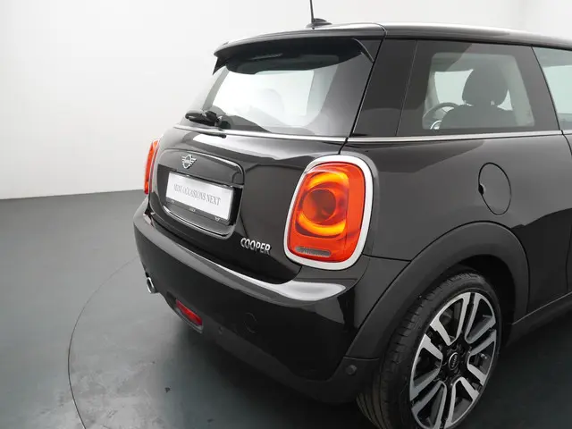 MINI Cooper Salt 2020 Benzine 27