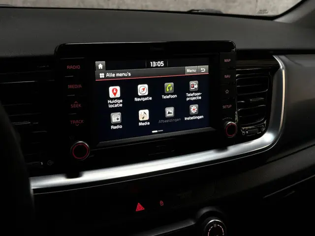 Kia Stonic 1.0 T-GDi Executive Sport 2019 Benzine 24