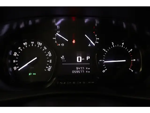 Peugeot Expert 2.0 BlueHDI Standard Premium 2022 Diesel 25