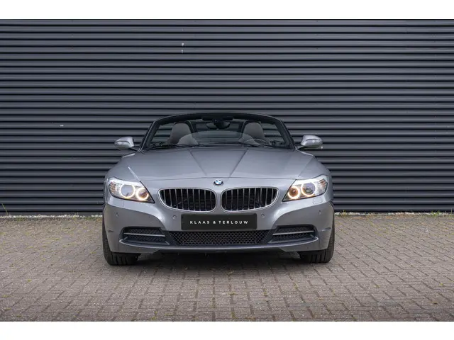 BMW Z4 Roadster sDrive20i High Executive 2013 Benzine 6