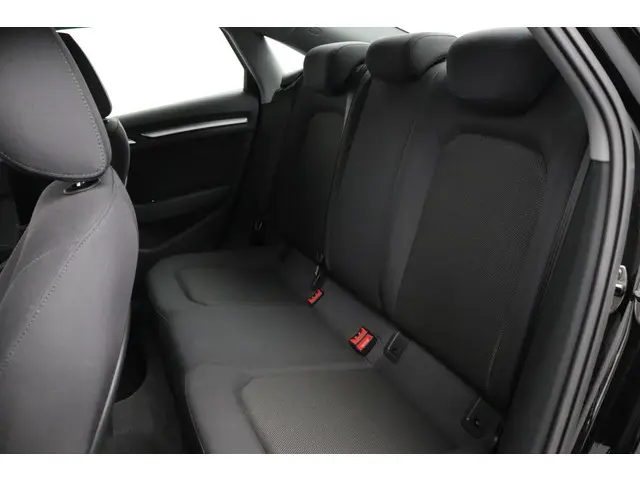 Audi A3 Limousine 30 TFSI Pro Line 2020 Benzine 15