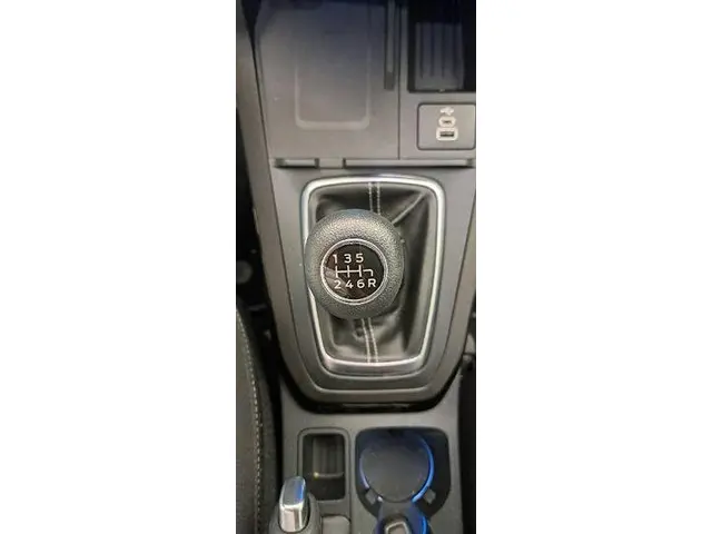 Ford Puma 1.0 EcoBoost Hybrid Titanium 2024 Benzine 18