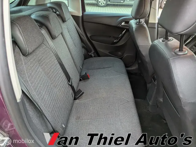 Citroën C3 1.2 PureTech Feel Edition 2015 Benzine 14