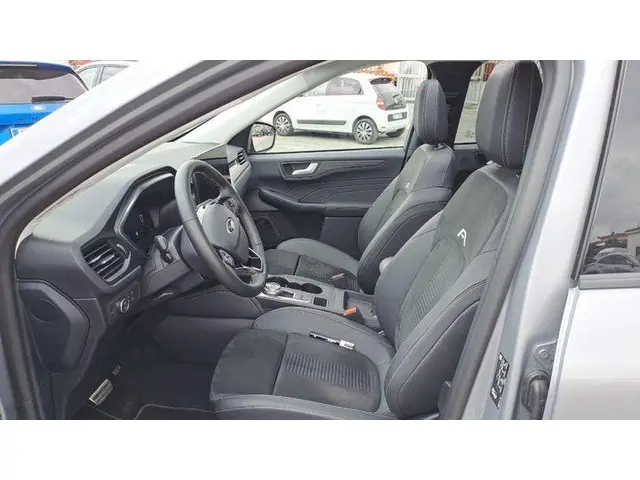 Ford Kuga 2.5 FHEV Active X 2024 Hybride Benzine 5