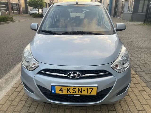 Hyundai i10 1.0 i-Drive Cool, Airco, 2014 Benzine 2