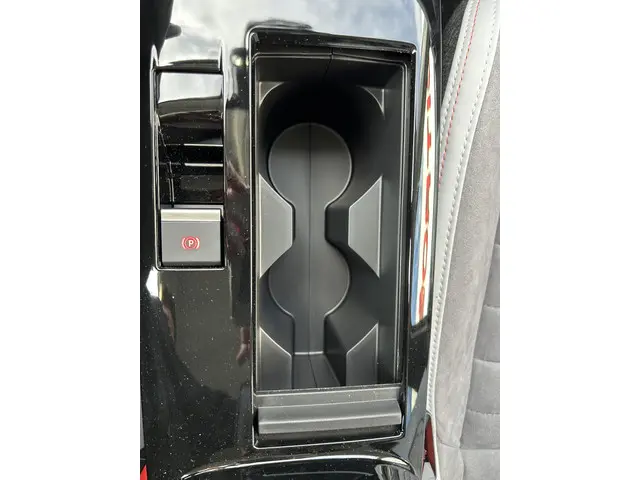 Citroën C4 1.2 Hybrid 145pk Max 2025 Hybride Benzine 18